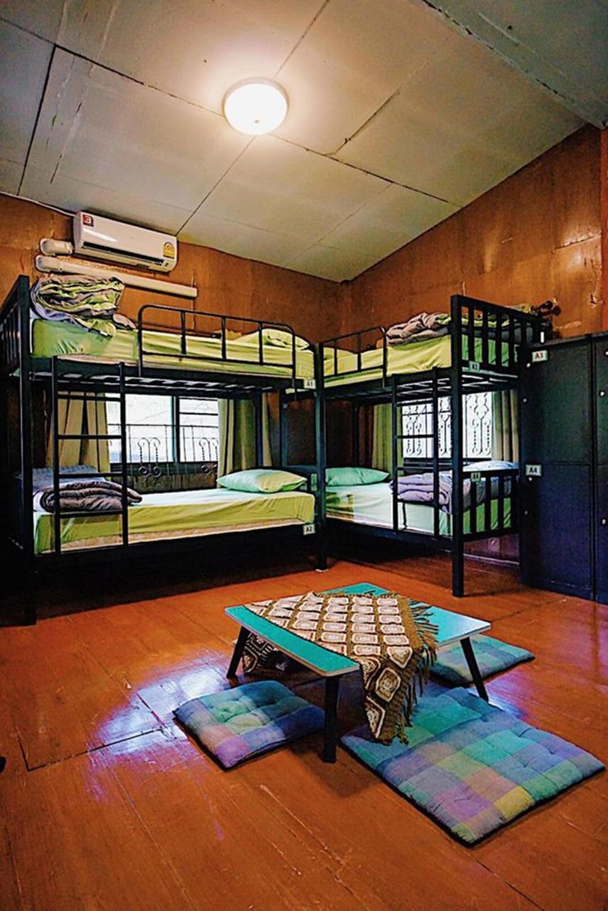 Oh My Bed Chiang Mai Hostel Exterior photo
